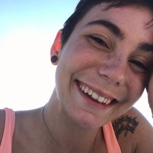 Meet your Posher, Roberta